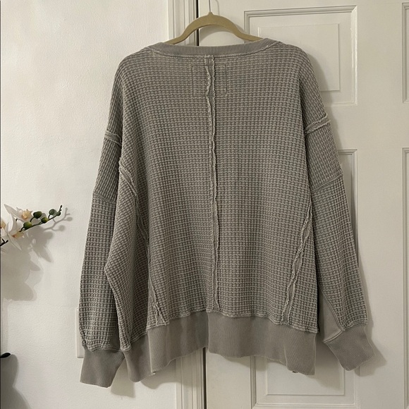 AE Big Hug Waffle Crew Neck Sweatshirt - Picture 6 of 15